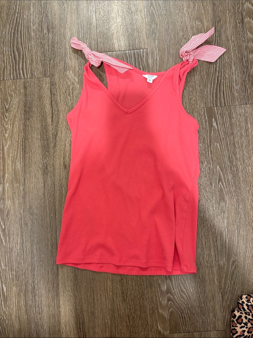 crown & ivy Coral Tie-Shoulder V-Neck Tank